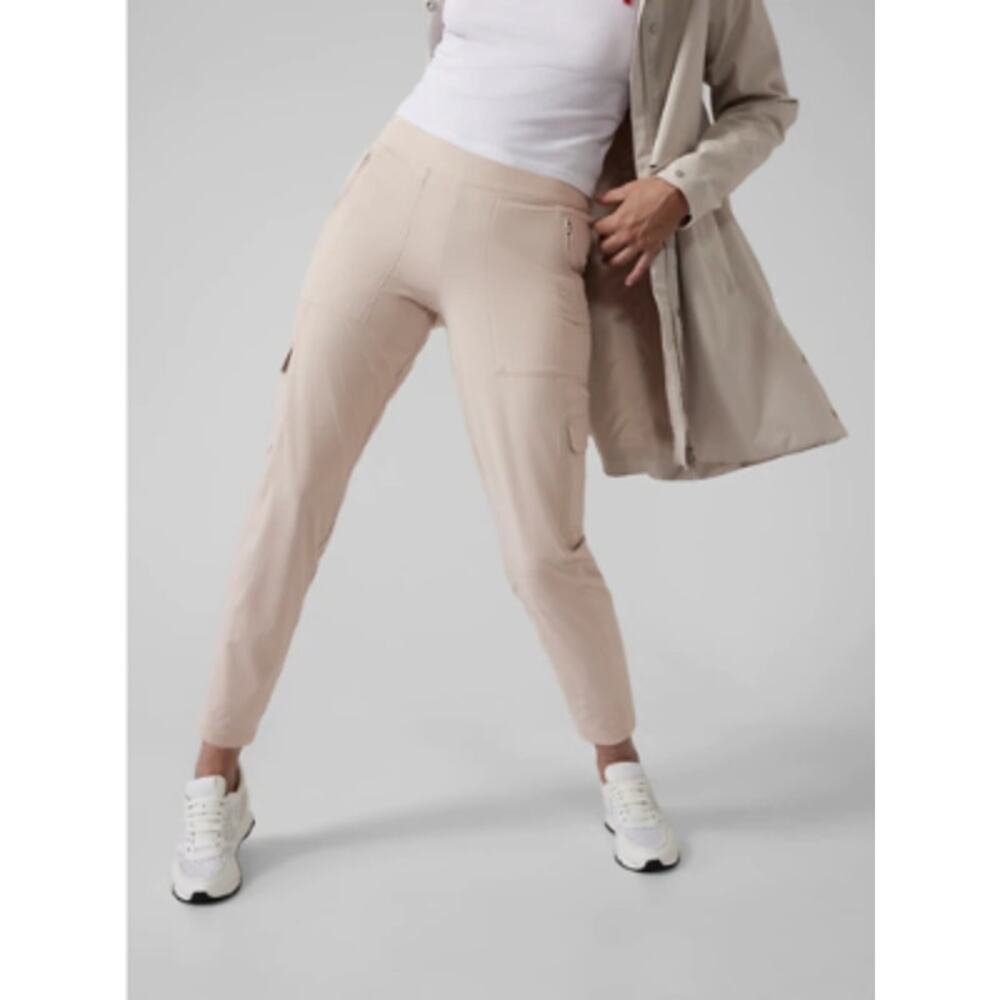 Athleta Chelsea Cargo Lined Pant Abalone Grey Sz 14